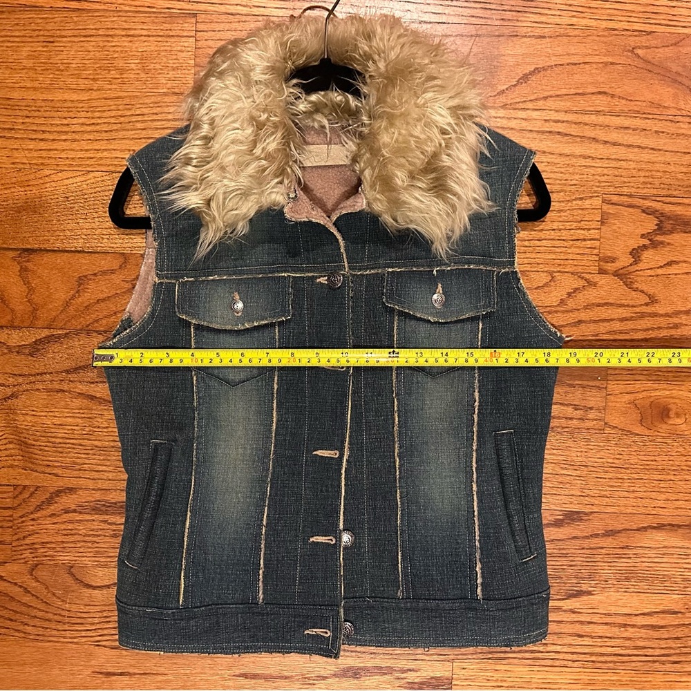 Groggy faux fur jean vest - Picture 5 of 6